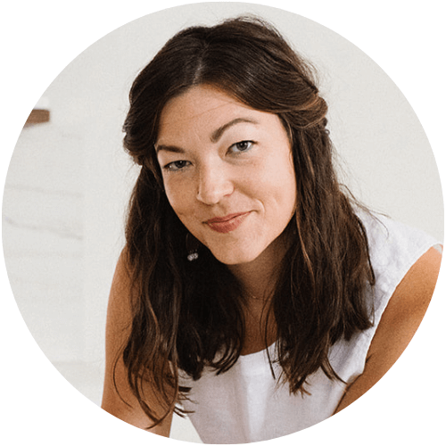 2molly-mcconnell-ayurvedic-practitioner-circle-photo.png-1-.png